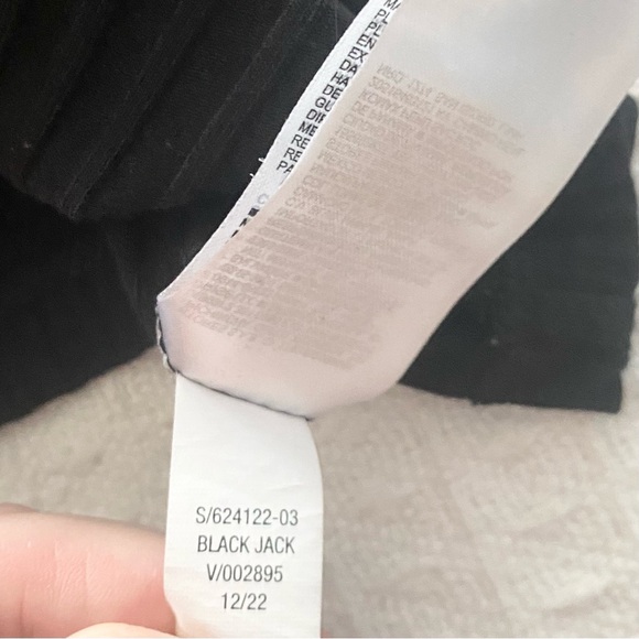 Old Navy Black Ribbed Crop Camisole Large - Picture 4 of 6